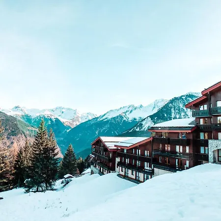 Le Charmantin Village Skis Aux Pieds Courchevel