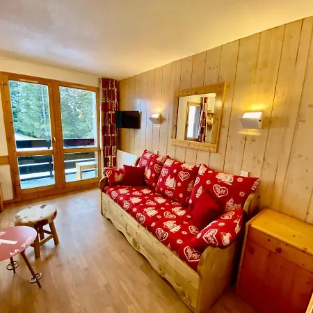 Le Charmantin Village Skis Aux Pieds Apartment Courchevel