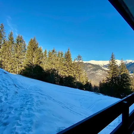 Le Charmantin Village Skis Aux Pieds Apartment Courchevel