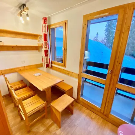 Le Charmantin Village Skis Aux Pieds Apartment Courchevel